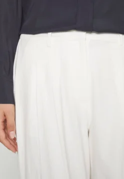 Desigual Pant Agueda - Broek - Ecru -Desigual 901c4ce0cd754917a7f0cccdc76212de scaled