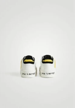 Desigual Smiley® - Sneakers Laag - White -Desigual 980339df540f4d8cbd82b67798c240df