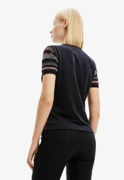 Desigual Arty Face- T-Shirt Print - Black -Desigual 98fc6770c7dc4c8ab58e312f192e8fa4 scaled