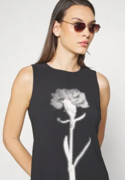 Desigual Shasta - Etui-Jurk - Black 14 Desigual Shasta - Etui-Jurk - Black -Desigual 9a1a22fb0bfd462d97edbbc6d571d79a scaled