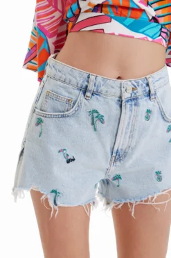 Desigual Milano - Jeansshort - Jeans White -Desigual 9f35c1bb276f4bbbaed6d75a2145d47a scaled