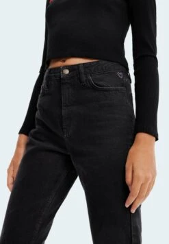Desigual Straight Cropped - Straight Leg Jeans - Black -Desigual a6ed9f48924a416fbafe9420c8d97414