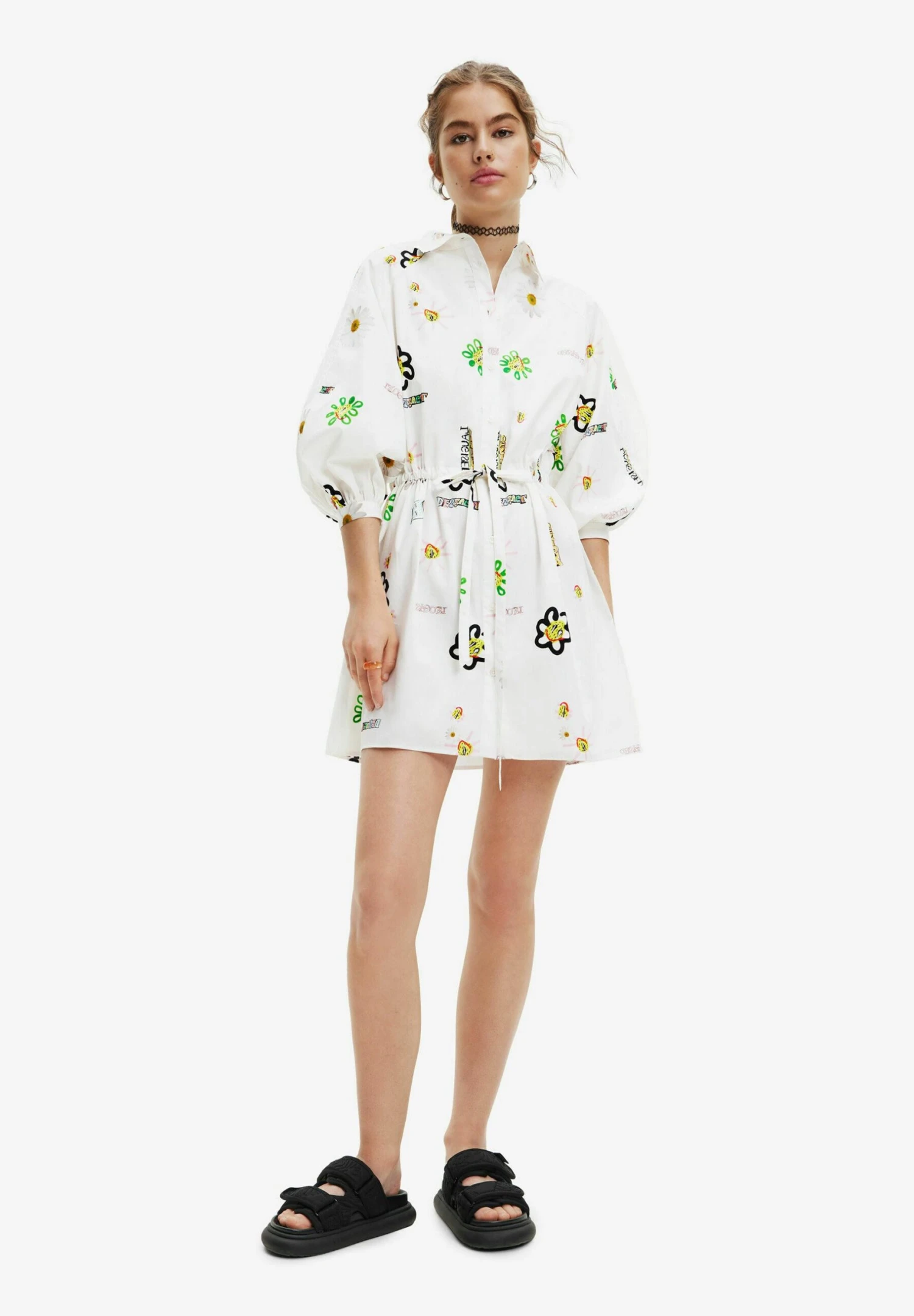 Desigual Shorsleeve Rhinestone - Blousejurk - White 2 Desigual Shorsleeve Rhinestone - Blousejurk - White - Afbeelding 2