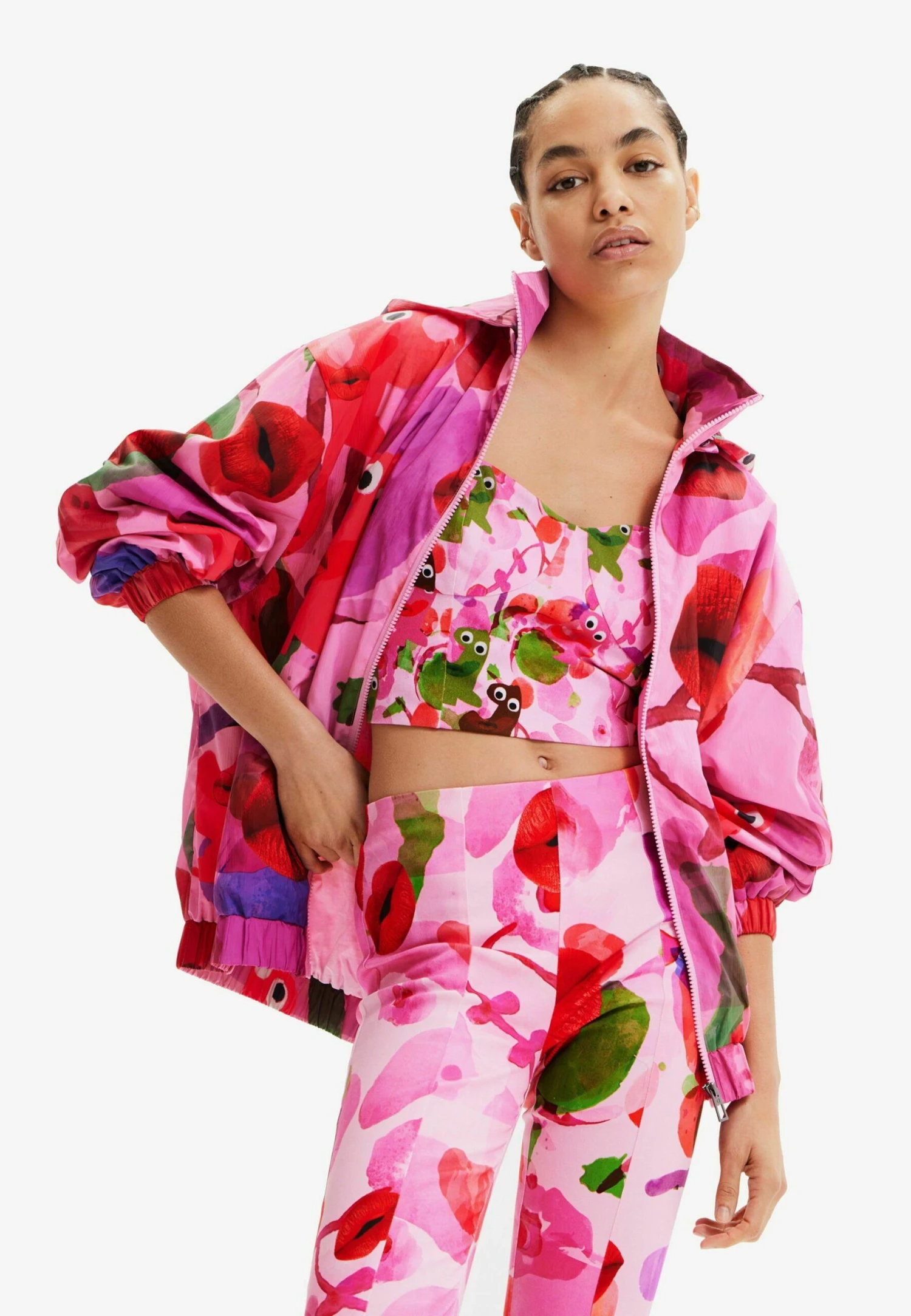 Desigual Designed By M. Christian Lacroix - Lichte Jas - Red 1 Desigual Designed By M. Christian Lacroix - Lichte Jas - Red