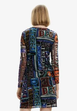 Desigual Power Patchweat - Gebreide Jurk - Black 8 Desigual Power Patchweat - Gebreide Jurk - Black -Desigual ba959cf30ae84b81853ed889a6d71a94