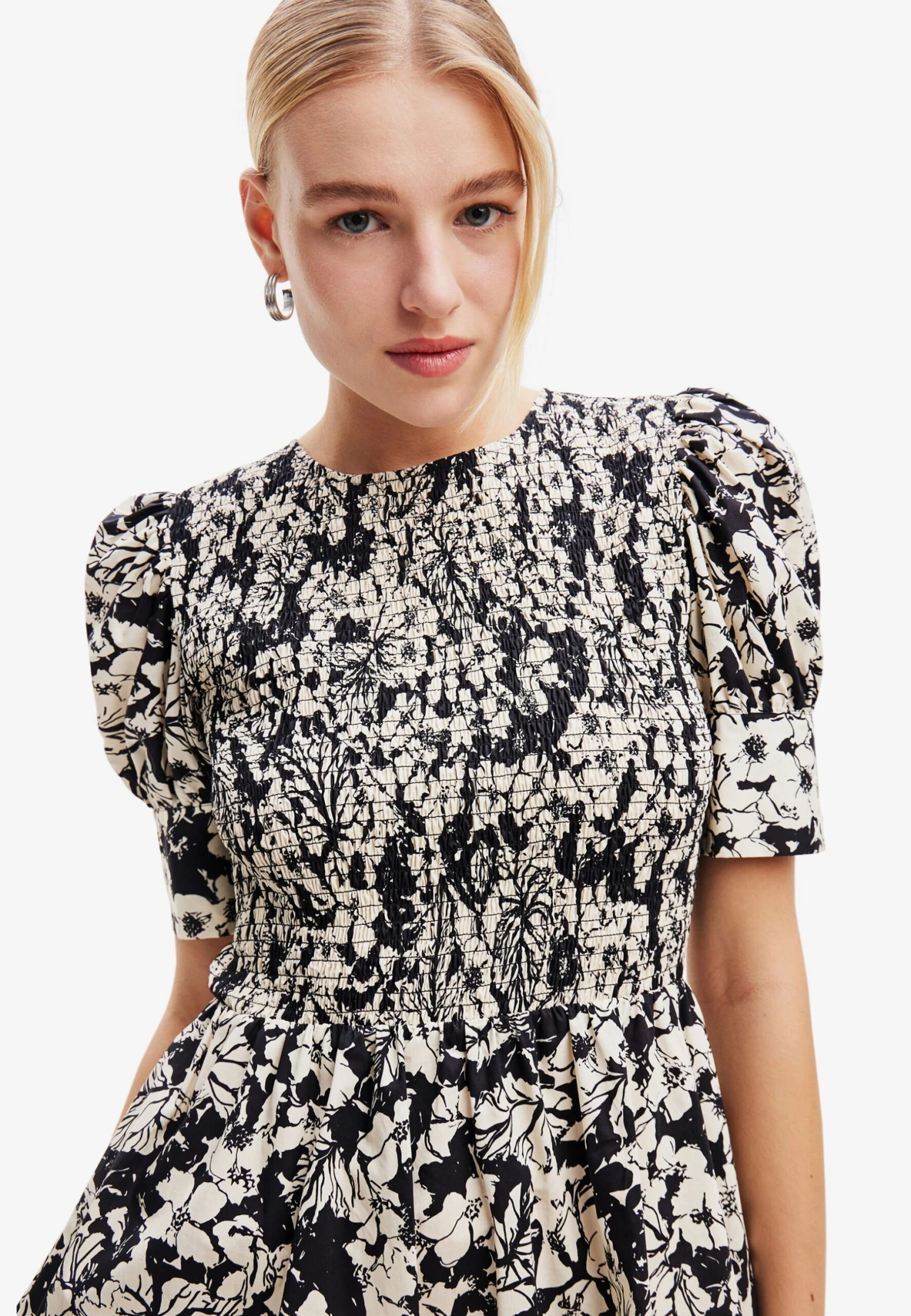 Desigual Floral- Jurk - Black 4 Desigual Floral- Jurk - Black - Afbeelding 4