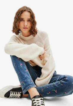 Desigual Push-Up Floral- Slim Fit Jeans - Blue 9 Desigual Push-Up Floral- Slim Fit Jeans - Blue -Desigual bebbf57b67934543b0eae5083d8ed295 scaled