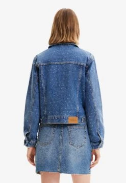 Desigual Studded Denim Trucker - Spijkerjas - Denim Medium Light 7 Desigual Studded Denim Trucker - Spijkerjas - Denim Medium Light -Desigual c5c36eb9f9964b2aba5a9e94cb7efad1