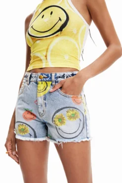 Desigual Smiley - Jeansshort - Denim Medium -Desigual c8101935a6b940f38842cc5c6aeeddde scaled