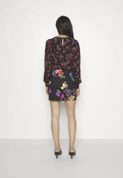 Desigual Flora - Minirok - Black 10 Desigual Flora - Minirok - Black -Desigual ca351c678a6c401a88f127cccf2e11b8