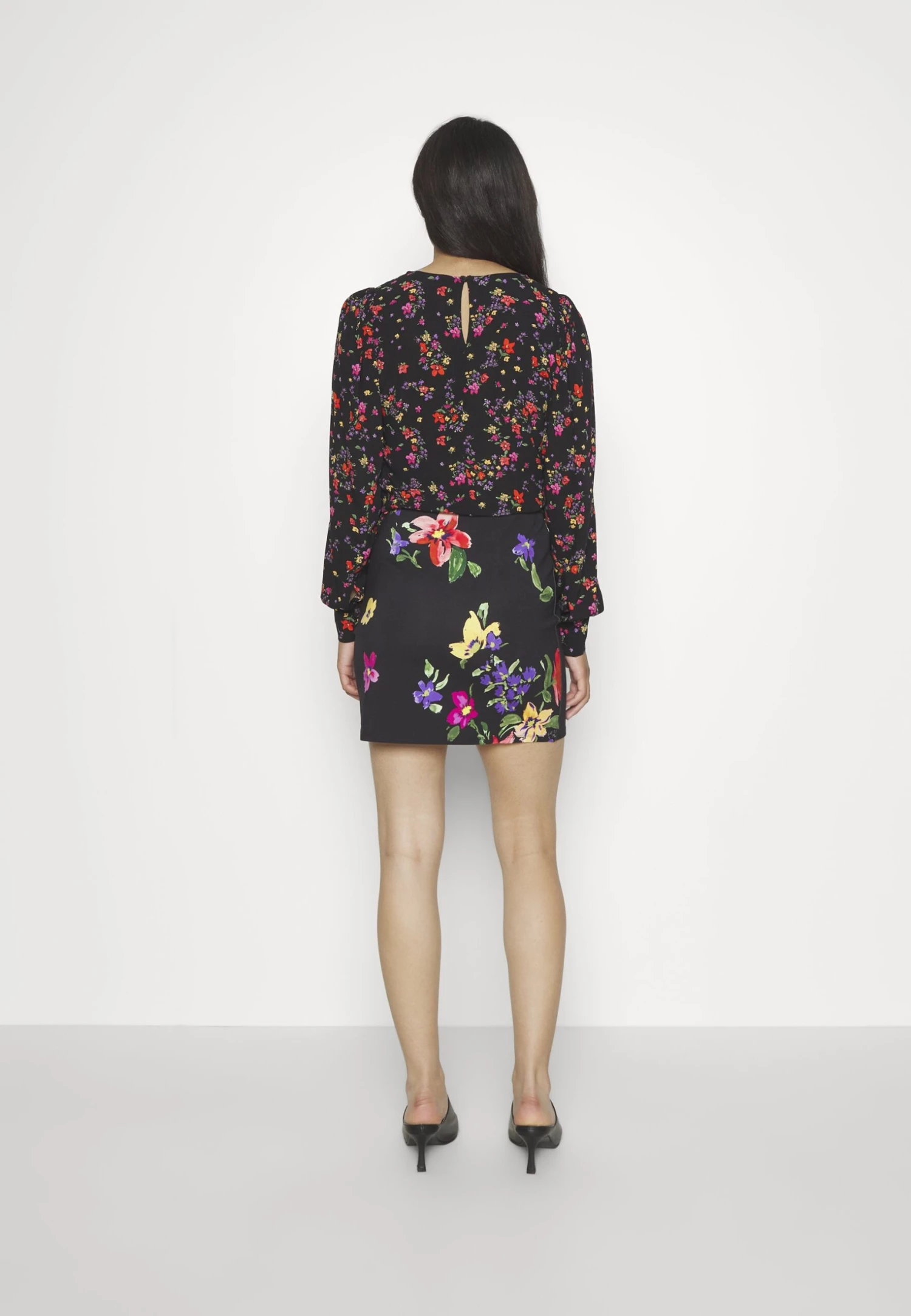 Desigual Flora - Minirok - Black 4 Desigual Flora - Minirok - Black - Afbeelding 4