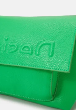 Desigual Venecia- Schoudertas - Musgo -Desigual ce20aea2245f4eef98cb3dbb1813bf9b scaled