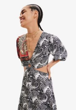 Desigual Long Paisley Cut Out - Galajurk - Black -Desigual d5aceacbf87740aba6413a70530c2045