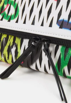 Desigual Arty Pepo Venec - Schoudertas - Tutti Frutti -Desigual d5ba7777707a43b1a09835e96949768f scaled