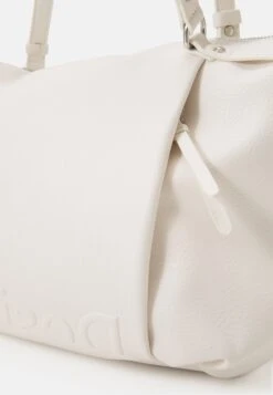 Desigual Half Logo Libia - Handtas - White 15 Desigual Half Logo Libia - Handtas - White -Desigual d7b06738536c45729d7105396bbdf8f5