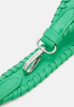 Desigual Dortmund Flap- Schoudertas - Musgo -Desigual de1ceba070cd445596b422848c17062f scaled