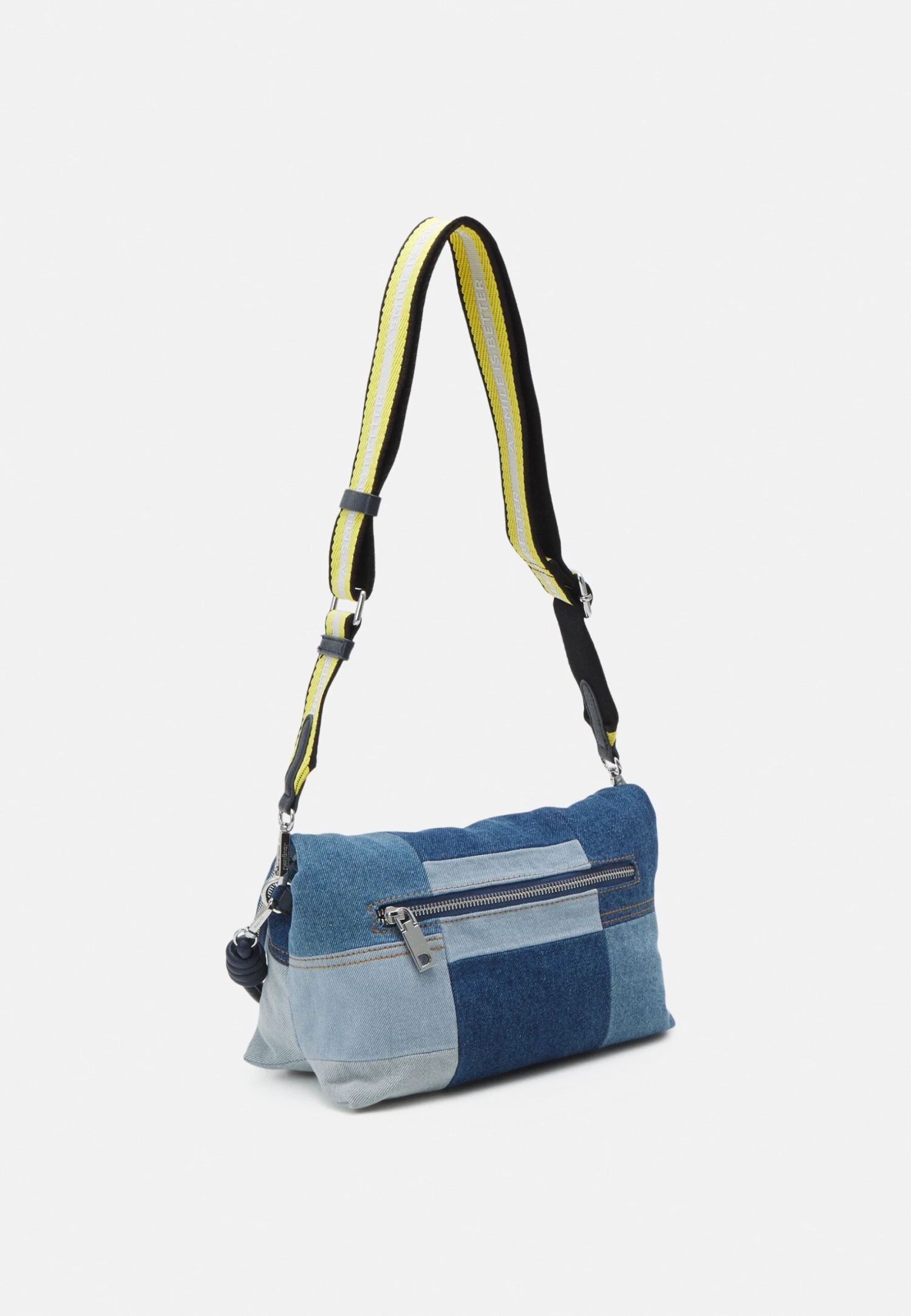 Desigual Bag Smiley Patch Venecia - Schoudertas - Denim Light Grey 2 Desigual Bag Smiley Patch Venecia - Schoudertas - Denim Light Grey - Afbeelding 2