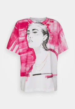 Desigual Pinka - T-Shirt Print - White 14 Desigual Pinka - T-Shirt Print - White -Desigual dfd8ac22c3404092b0afaa875474895c scaled