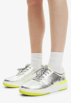 Desigual Retro Chunky - Sneakers Laag - Black