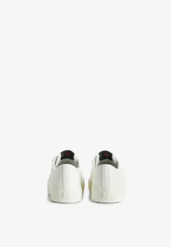 Desigual Platform Logo - Sneakers Laag - White 11 Desigual Platform Logo - Sneakers Laag - White -Desigual e1af6ddf43b340f78093677a92757ac9 scaled