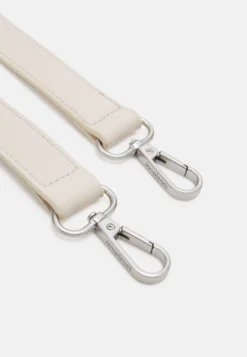 Desigual Acidulé Kuwait - Handtas - Tutti Frutti 10 Desigual Acidulé Kuwait - Handtas - Tutti Frutti -Desigual e2b6d67212334c0db0b446e424c59ac2 scaled