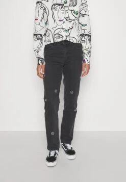 Desigual Amsterdam - Straight Leg Jeans - Black 9 Desigual Amsterdam - Straight Leg Jeans - Black -Desigual e7a260c87fe14afcacc5ec18a9823537