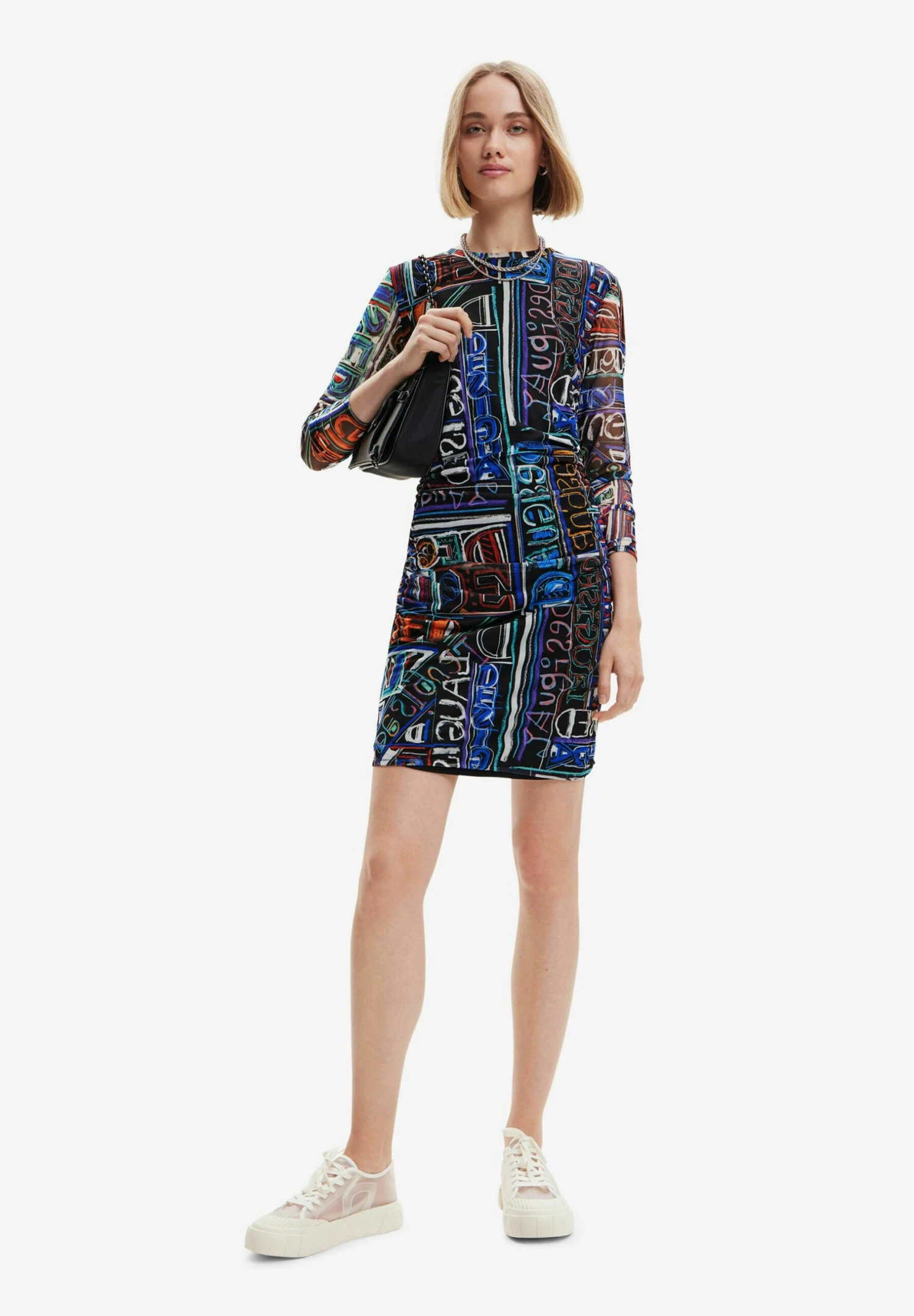 Desigual Power Patchweat - Gebreide Jurk - Black 2 Desigual Power Patchweat - Gebreide Jurk - Black - Afbeelding 2