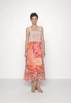 Desigual Vest Aria Patch - Jurk - Orange -Desigual e98d39980ae24ba7bc54e21589a880a3