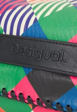 Desigual Bols_Coqueta Tromso - Schoudertas - Multicolor 15 Desigual Bols_Coqueta Tromso - Schoudertas - Multicolor -Desigual f0b8590b1d6846acbd5f5f21625966fd