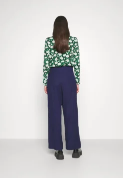 Desigual Pant Agueda - Broek - Navy -Desigual f4e039bd26aa481f993ece5402726f19 scaled
