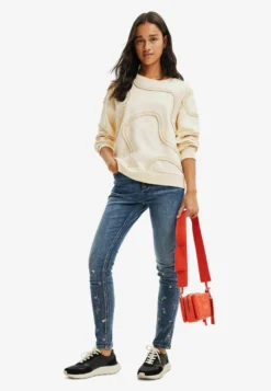 Desigual -Desigual f4f22b5a82144e10bed8f29a0e8ece2b scaled