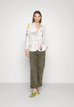 Desigual Amelia - Blazer - White -Desigual f5a6aa84d44245448bd9d8af5838a332 scaled