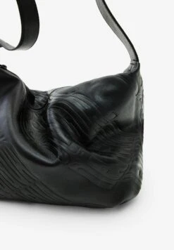 Desigual Large Leather Logo Crossbody - Schoudertas - Black -Desigual f73fafc4a1954e25a5da933391b544b8