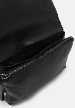 Desigual Bag Magna - Schoudertas - Black -Desigual fb9cf32e1f1b41e1af4e66fa06766264
