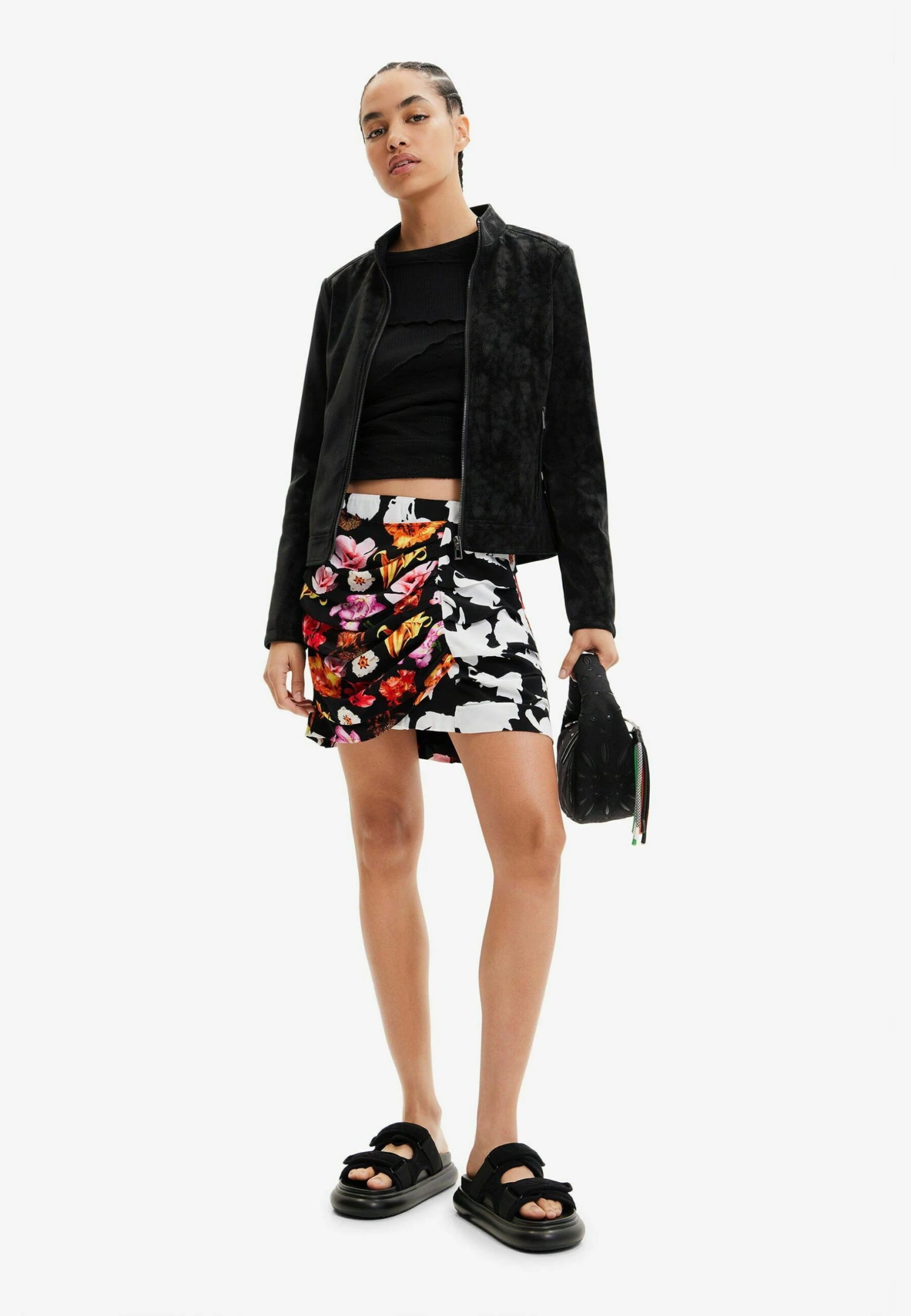 Desigual Draped Floral - Wikkelrok - Black 2 Desigual Draped Floral - Wikkelrok - Black - Afbeelding 2