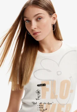 Desigual Flower Message - T-Shirt Print - White -Desigual fd5ae81c7bfe4f69a5d7f787d63b9e03 scaled