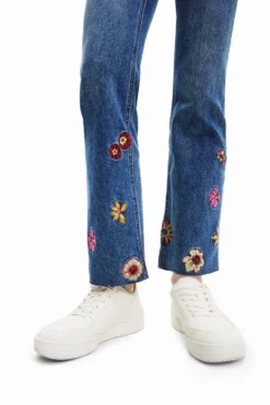 Desigual Nicole - Flared Jeans - Dark Blue -Desigual feba41d53e57447588ba63280d8c7eba scaled
